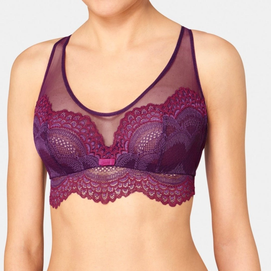 Triumph Beauty-Full Darling W02 Underwired Full Cup Bra Black (0004) 30D CS  at  Women's Clothing store