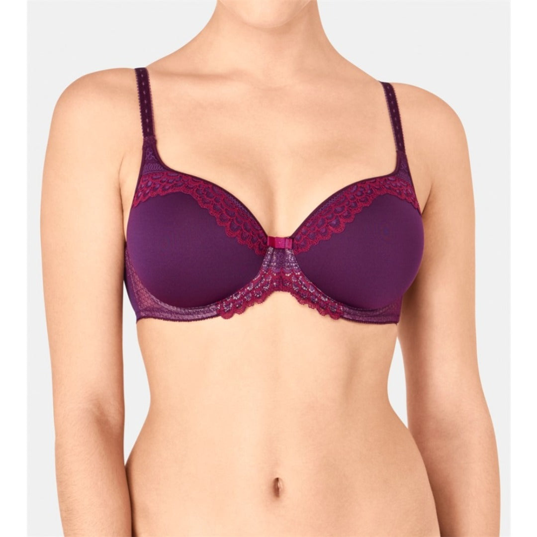Triumph - We are incredibly proud to announce that our Fit Smart bra has  been awarded the Red Dot Award. This award-winning bra has revolutionized  the lingerie market with its clever 4D