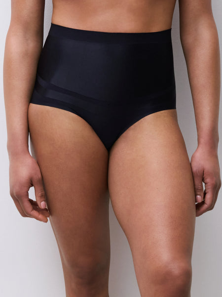 Chantelle Brilliant Shaping Smoothing Full Brief