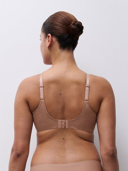 Chantelle Magique Seamless Unlined Minimizer Bra