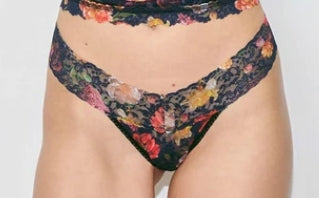 Hanky Panky Printed Signature Lace Low Rise Thong