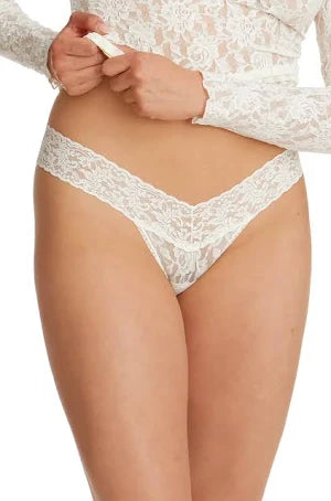 Hanky Panky Signature Lace Rolled Low Rise Thong