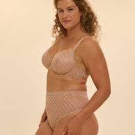 Simone Perele Plume Plunging Moulded Underwire Bra