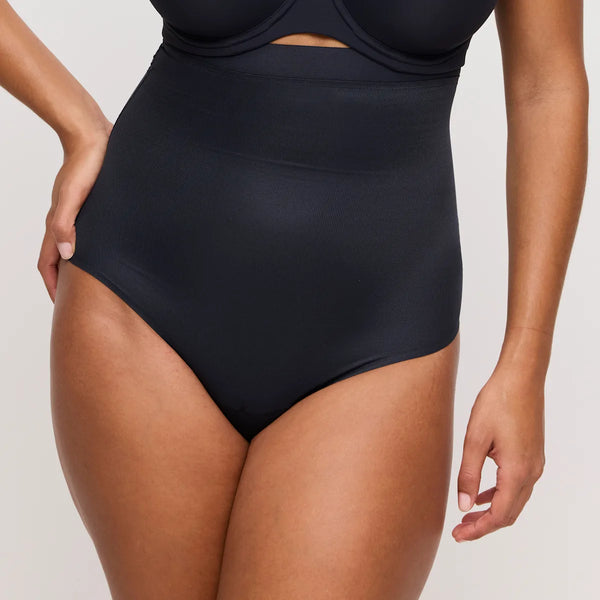 PrimaDonna Figuras High Waisted Smoothing Thong